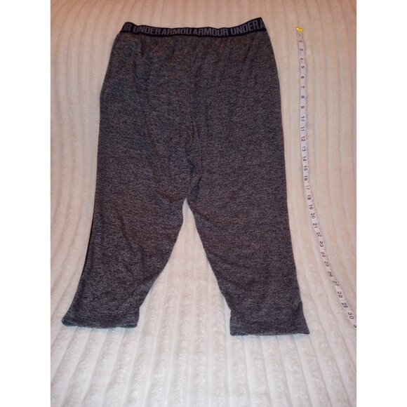 Under Armour Capri Pants Women's Size Medium New with Tags Loose Fit Grey - Picture 4 of 4